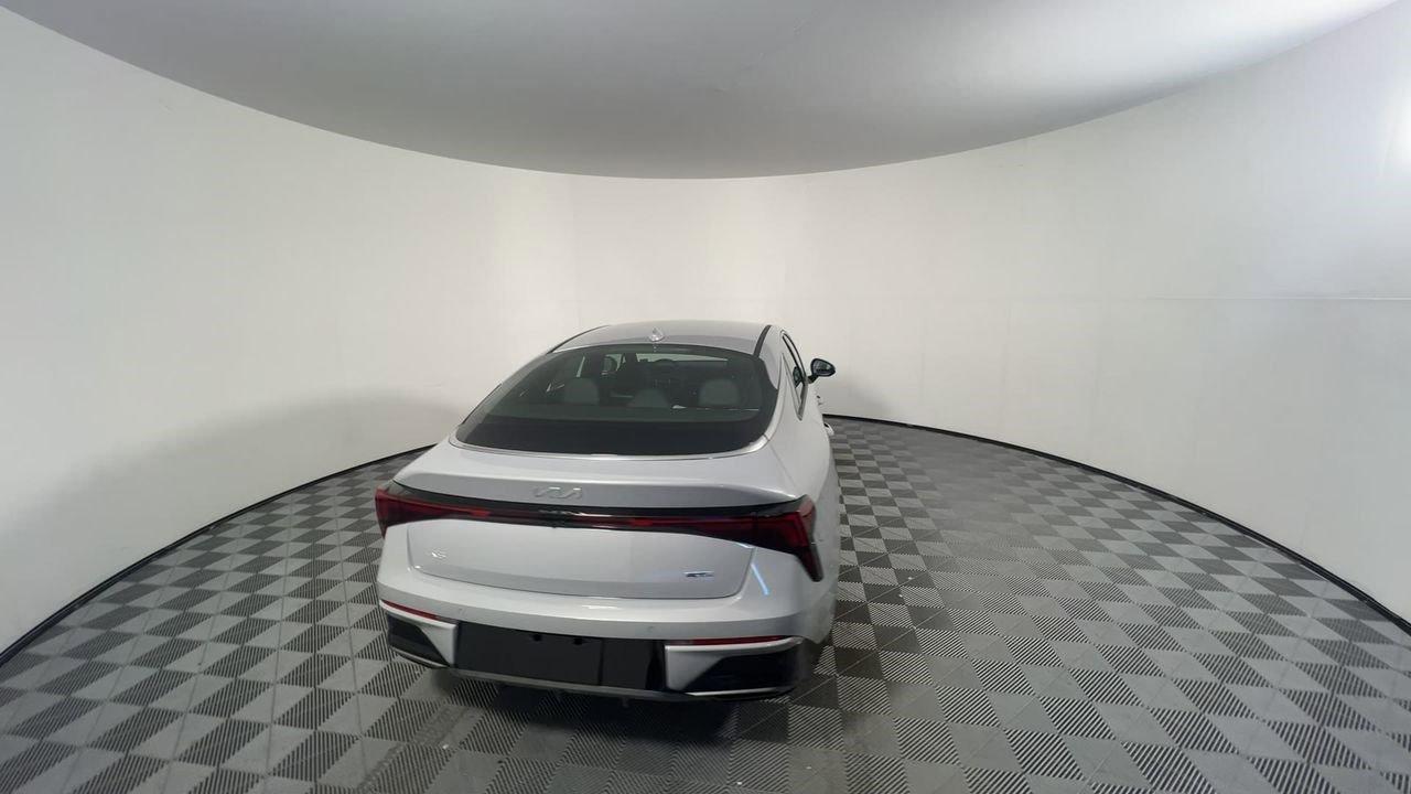 Kia K5 Gt-Line - Thumbnail 5