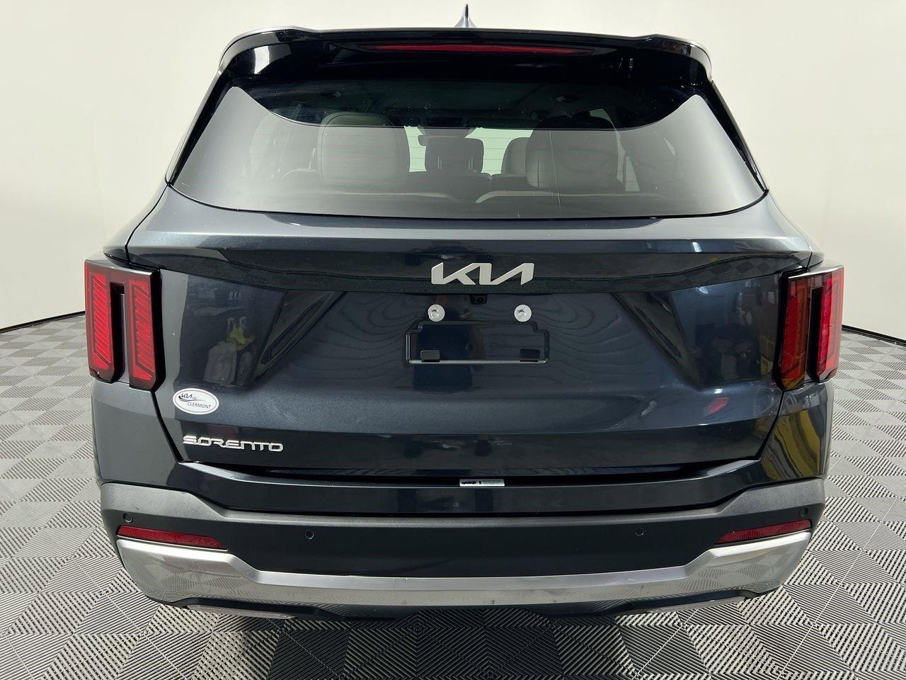 Kia Sorento S - Thumbnail 11