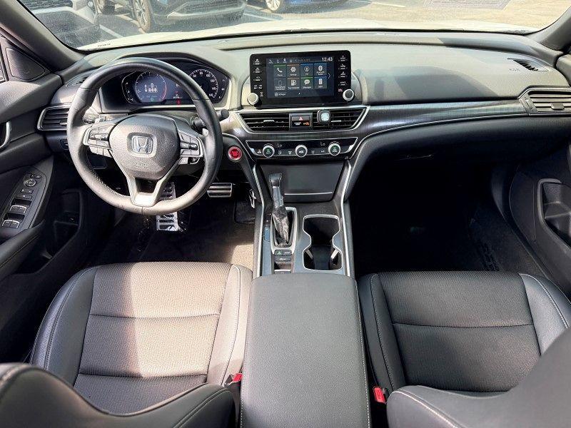 Honda Accord Sedan Sport - Thumbnail 19