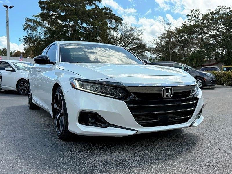 Honda Accord Sedan Sport - Thumbnail 4