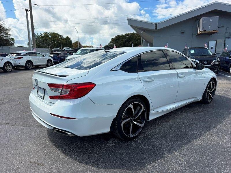 Honda Accord Sedan Sport - Thumbnail 6