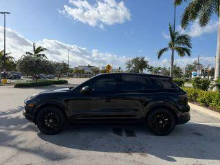 Porsche Cayenne - Thumbnail 10