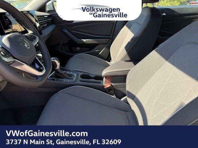 Volkswagen Jetta Sport Fwd 4Dr Car - Thumbnail 13