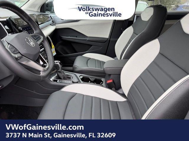 Volkswagen Taos Sel With Navigation & Awd - Thumbnail 15