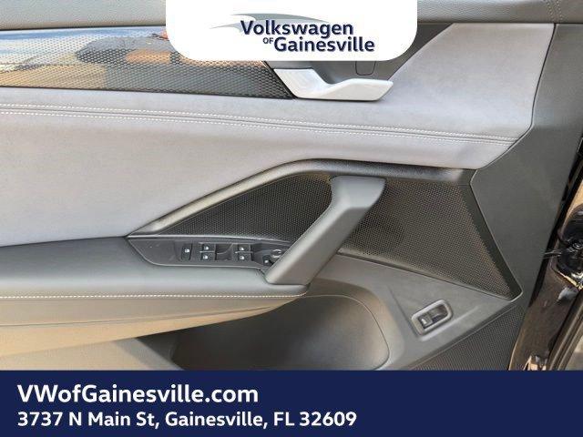 Volkswagen Tiguan Se R-Line Black Fwd Sport Utility - Thumbnail 13