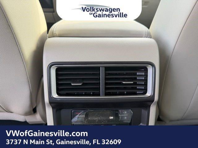 Volkswagen Atlas 2.0T Se Fwd Sport Utility - Thumbnail 9