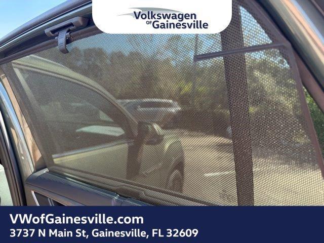 Volkswagen Atlas Cross Sport 2.0T Se W/Technology Fwd Sport Utility - Thumbnail 9