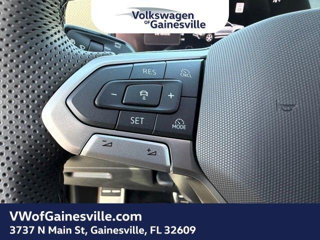 Volkswagen Tiguan Sel R-Line Turbo With Navigation & Awd - Thumbnail 18