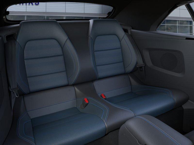 Ford Mustang Gt Premium Convertible - Thumbnail 13