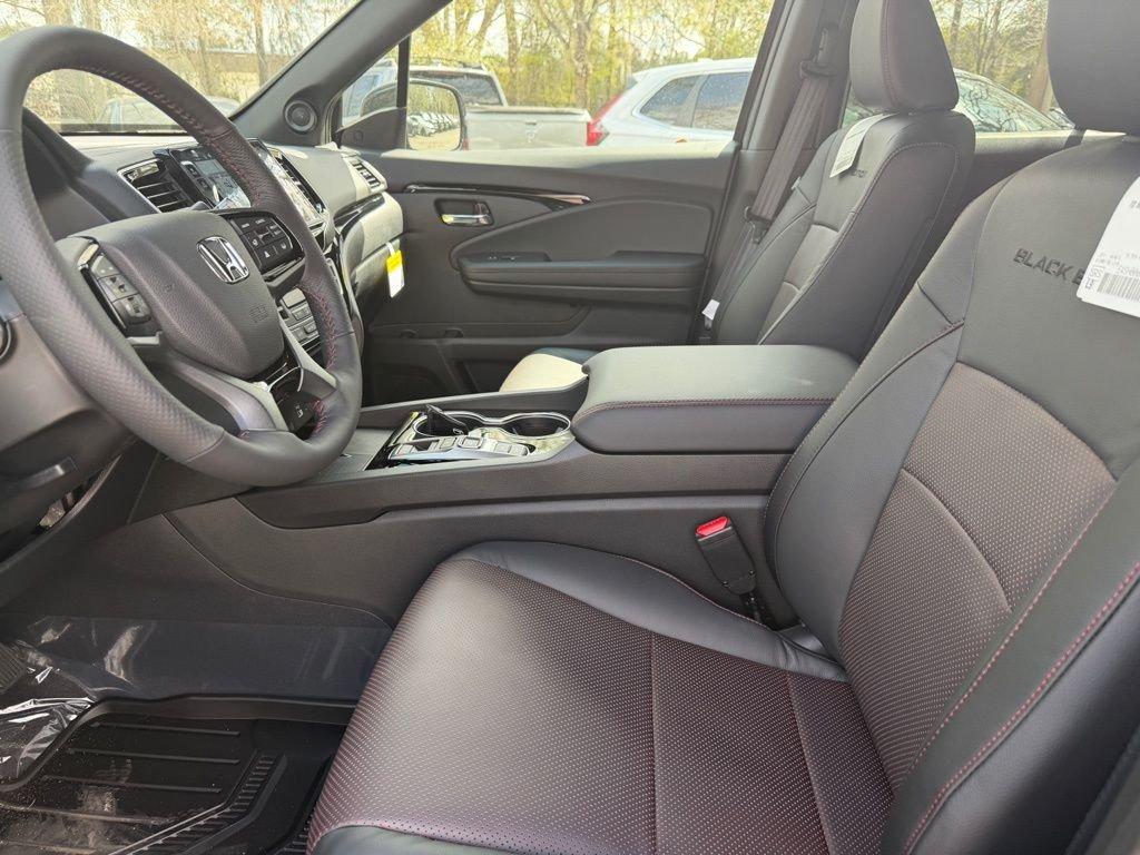Honda Ridgeline Black Edition - Thumbnail 15