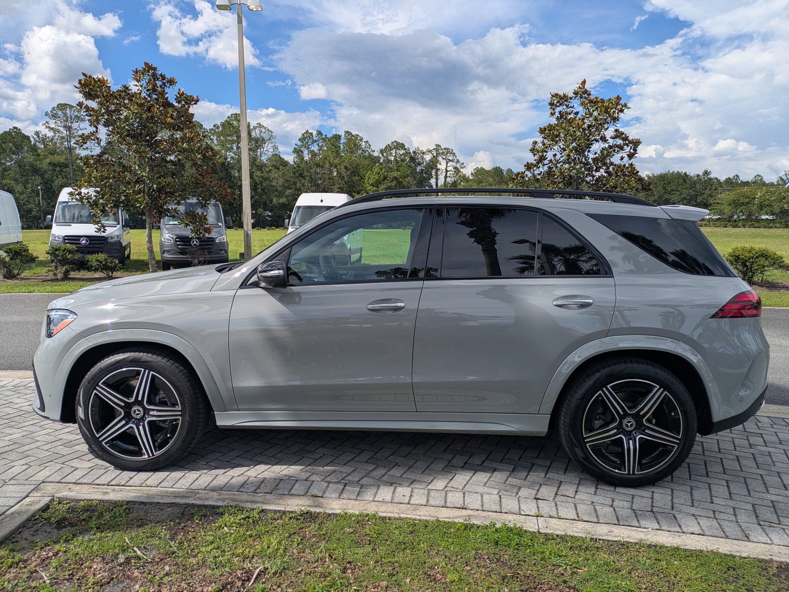 Mercedes-Benz Gle Suv 450 With Navigation & Awd - Thumbnail 10
