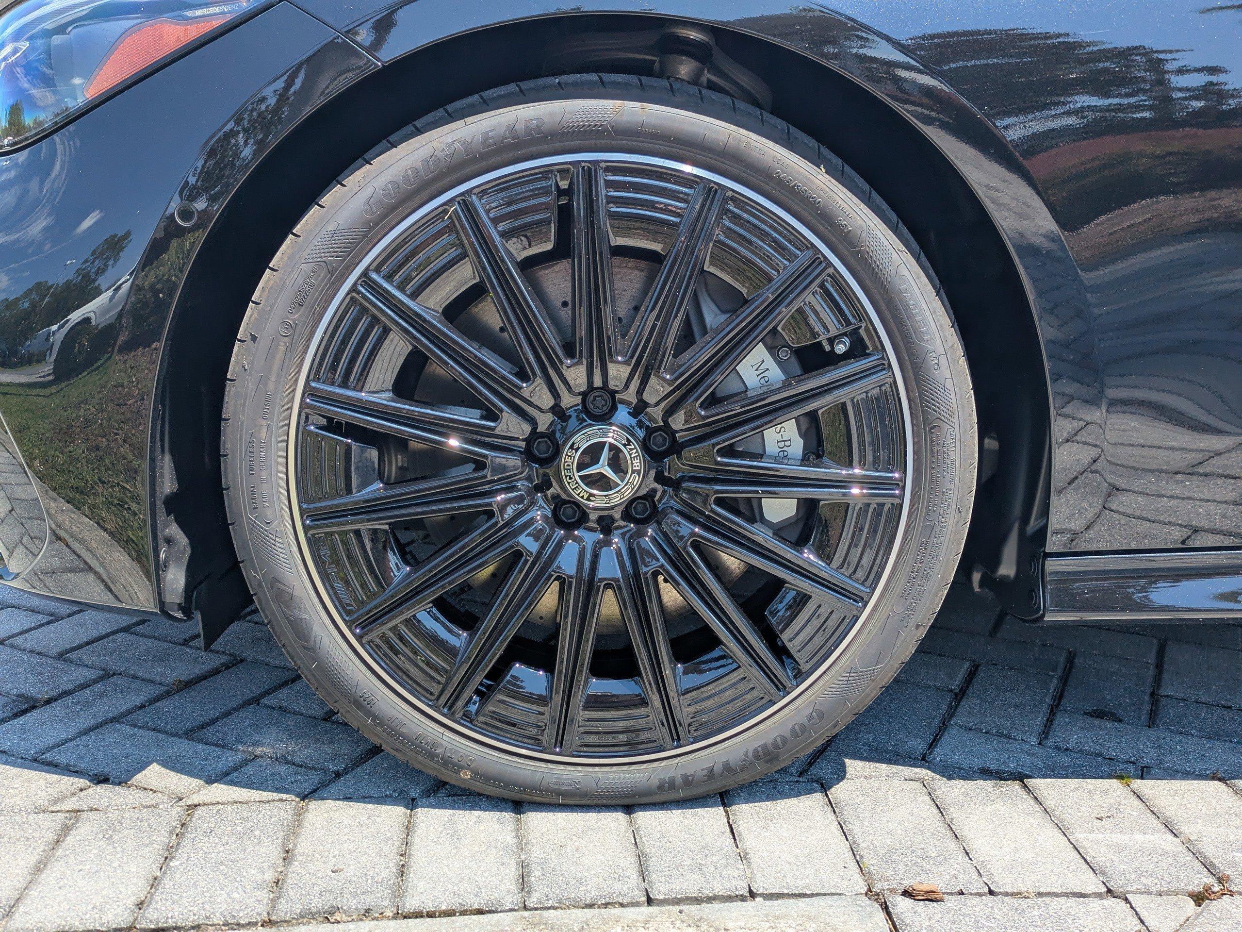 Mercedes-Benz Cle Convertible 450 With Navigation & Awd - Thumbnail 4