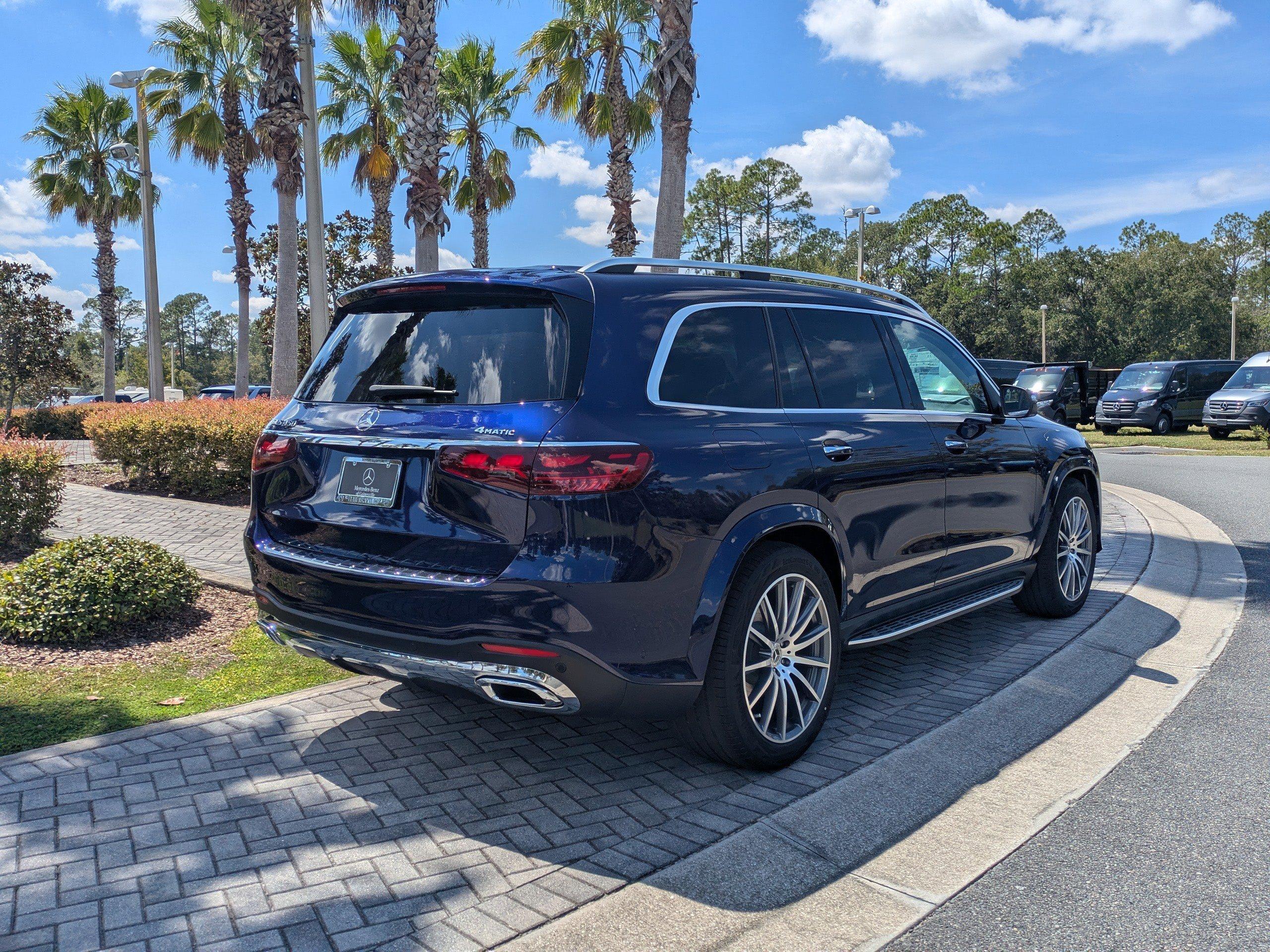 Mercedes-Benz Gls Suv 450 With Navigation & Awd - Thumbnail 7