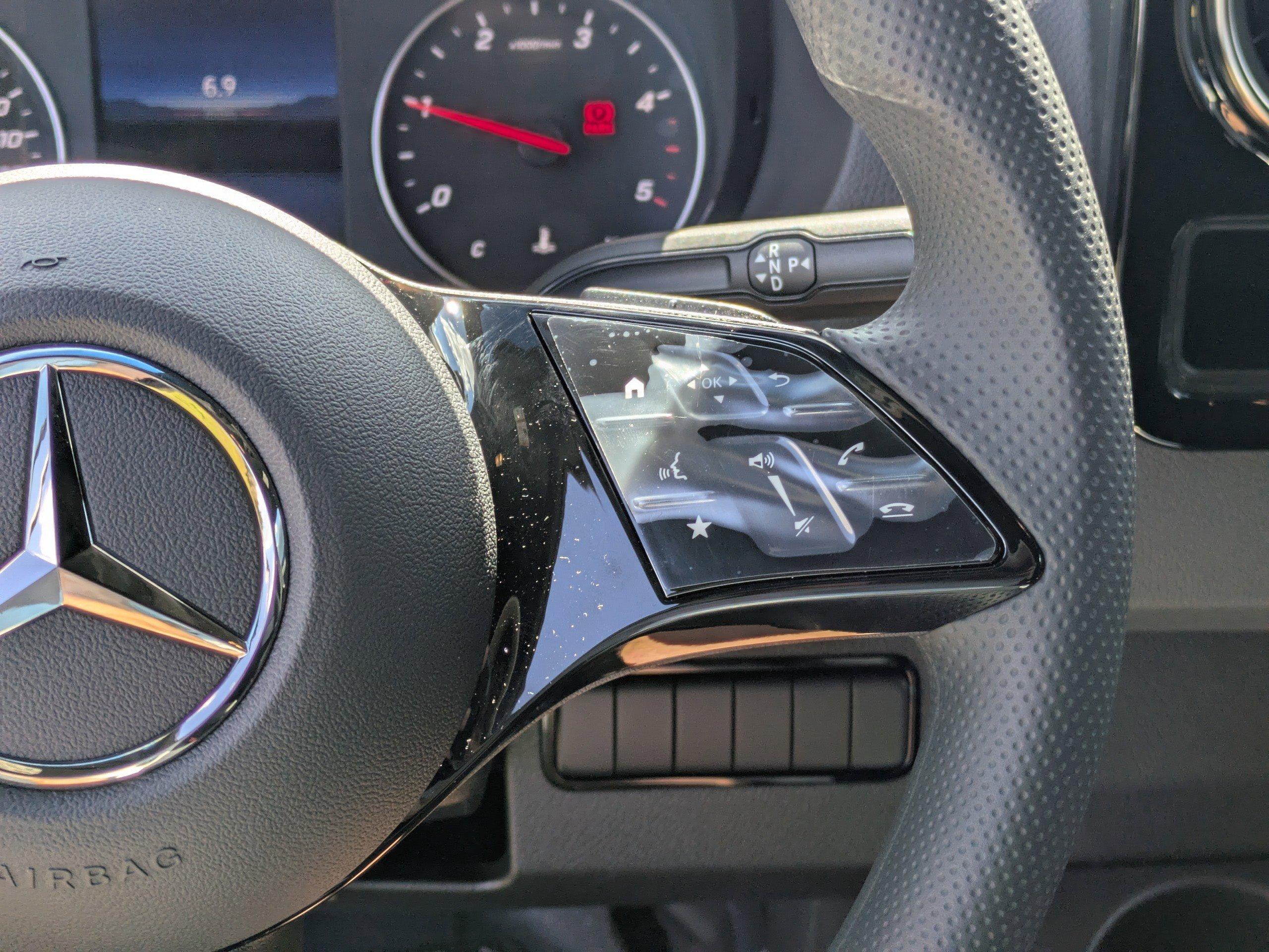 Mercedes-Benz Sprinter Cargo Van Van 170 Wb Awd - Thumbnail 19