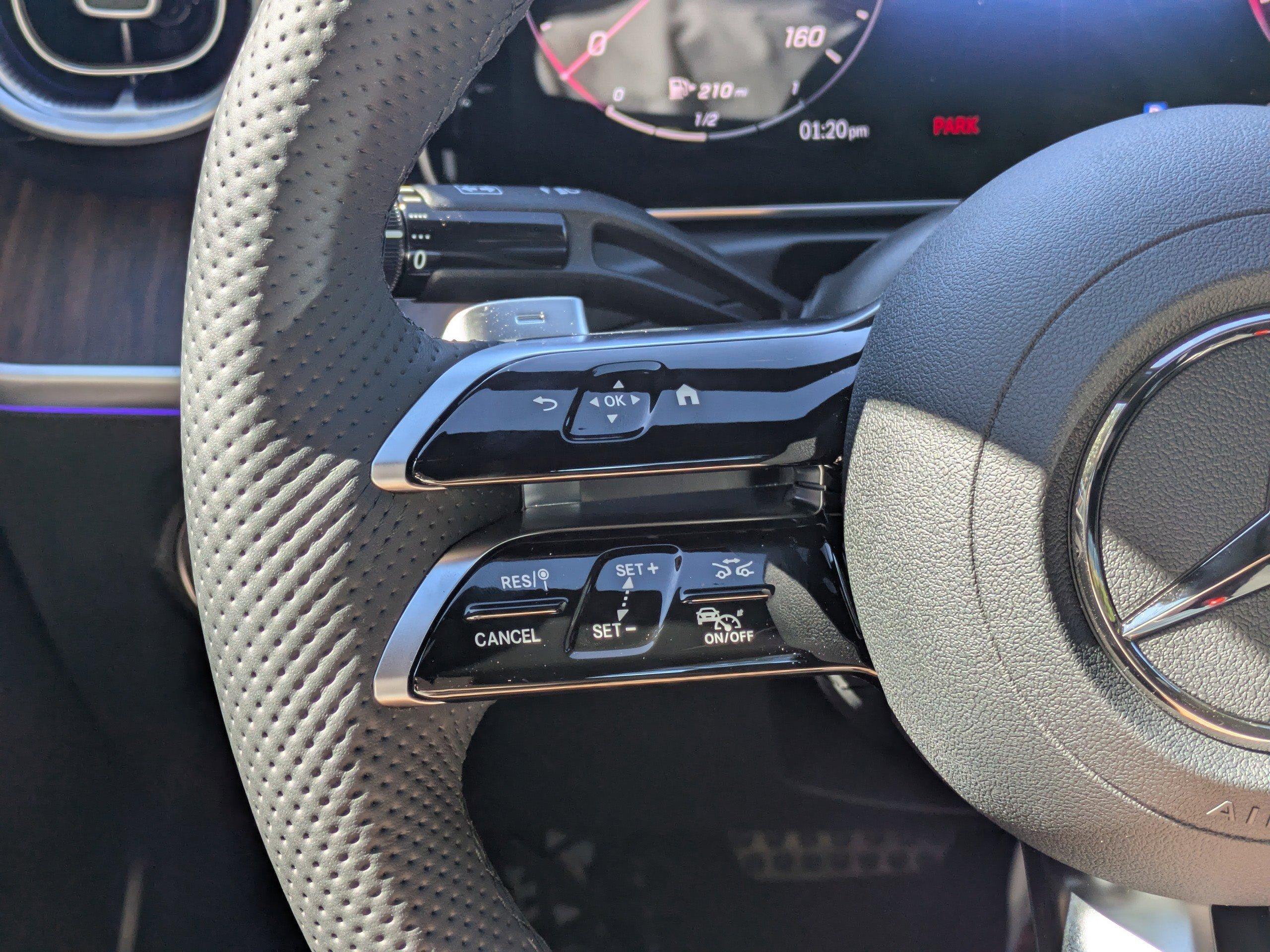 Mercedes-Benz C 300 Rwd Sedan - Thumbnail 18