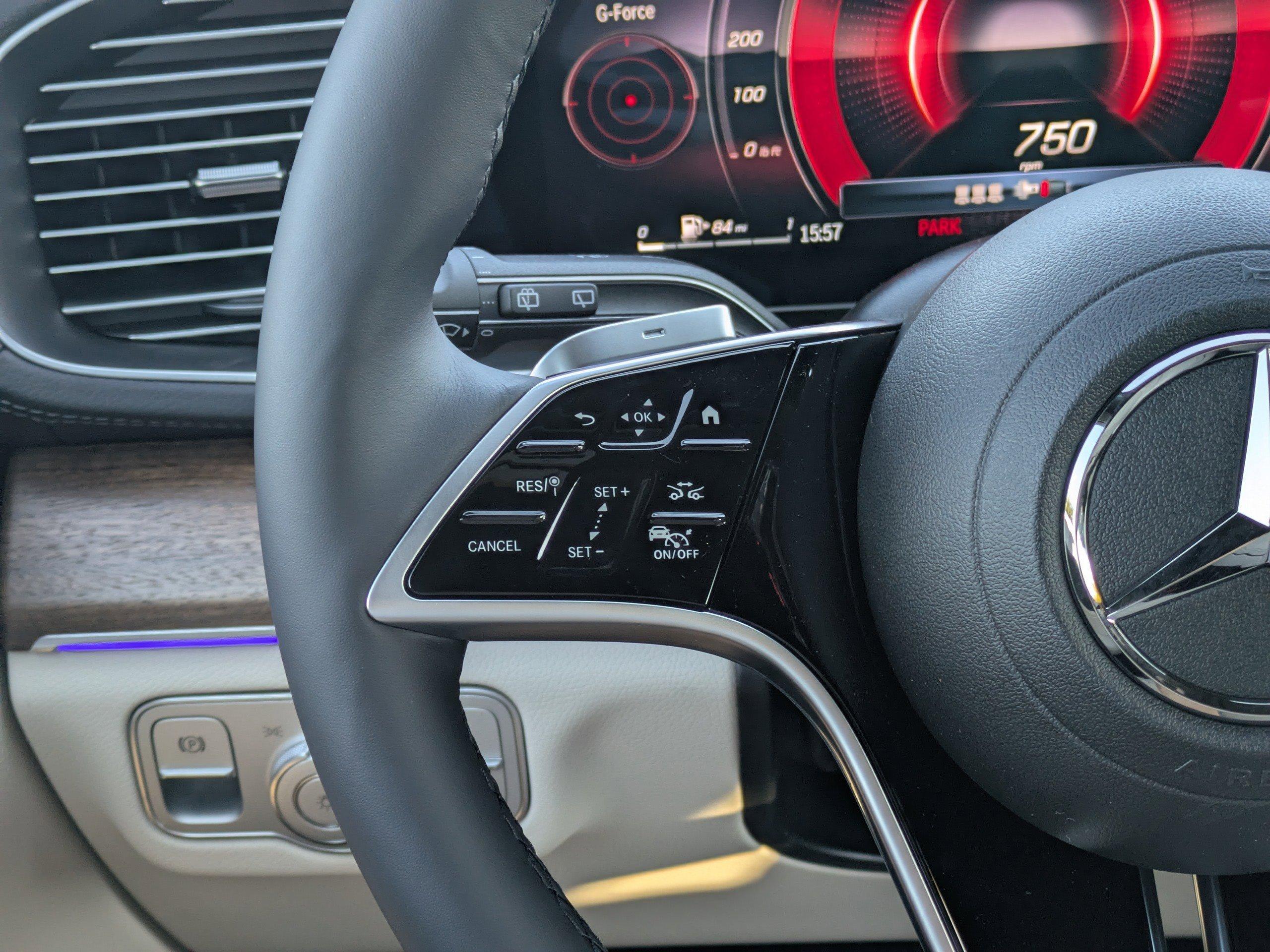 Mercedes-Benz Gle Suv 350 With Navigation - Thumbnail 19