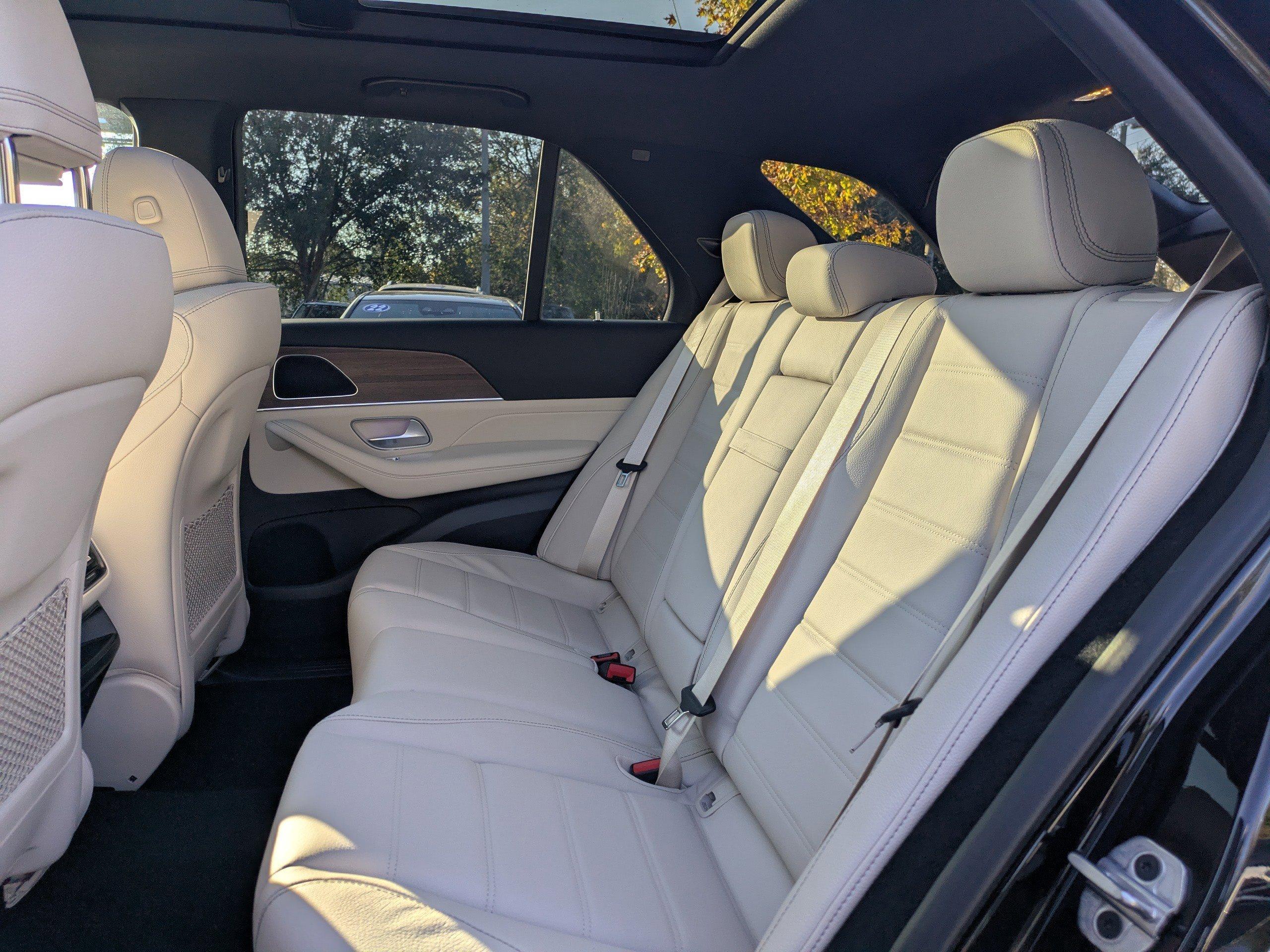 Mercedes-Benz Gle Suv 350 With Navigation - Thumbnail 16