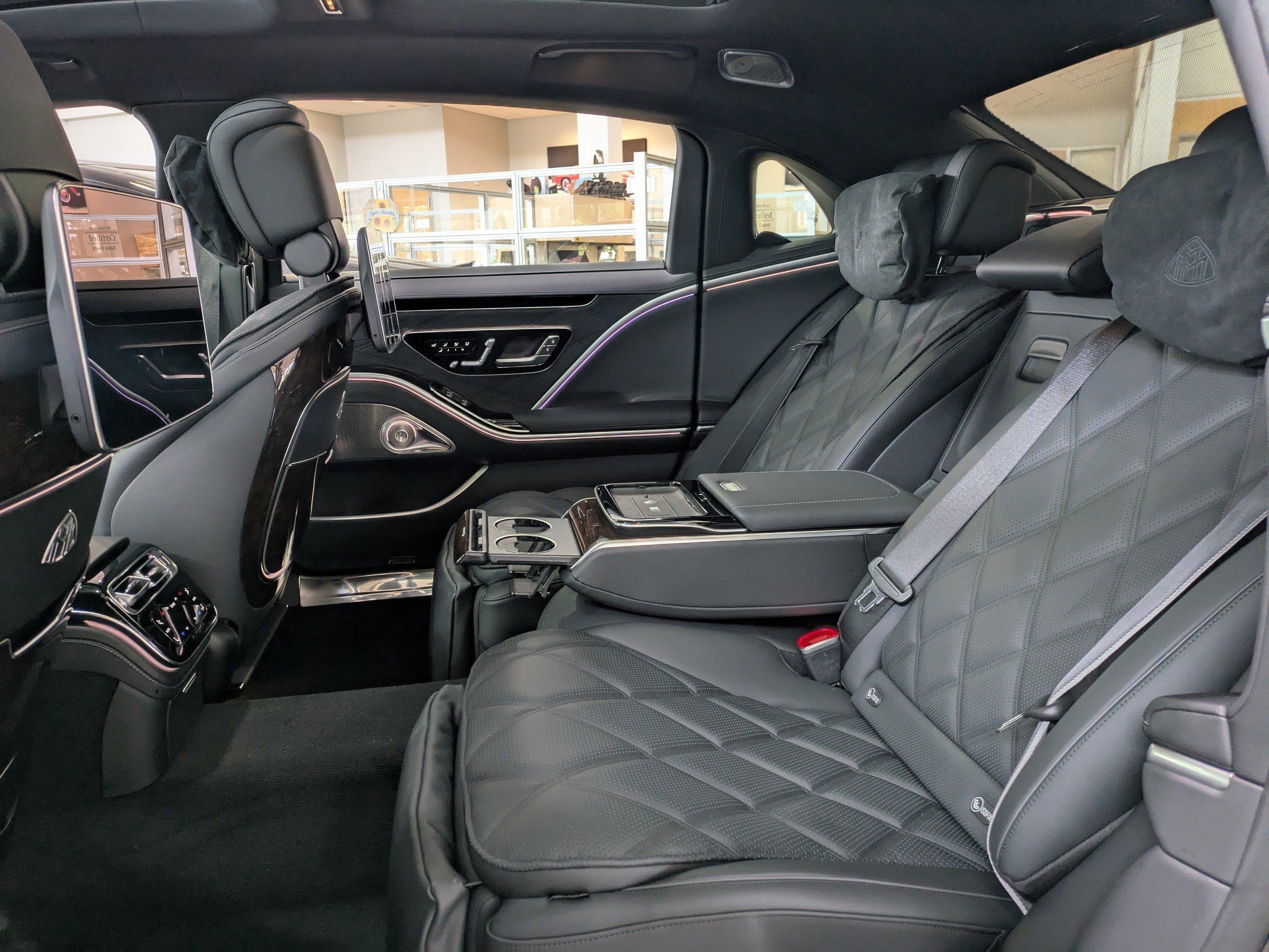 Mercedes-Benz Sedan Maybach S 580 With Navigation & Awd - Thumbnail 15