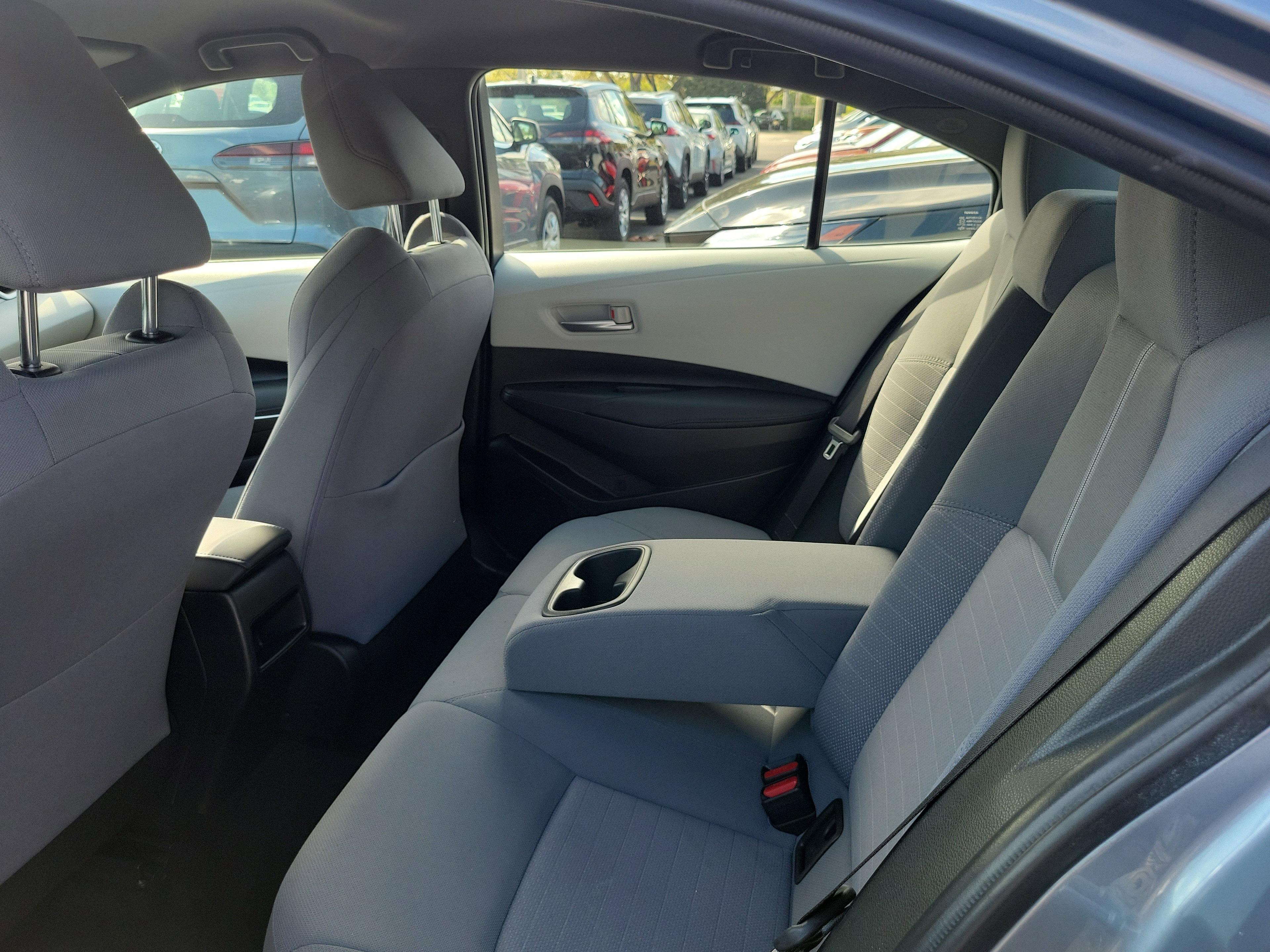 Toyota Corolla Se Fwd - Thumbnail 10