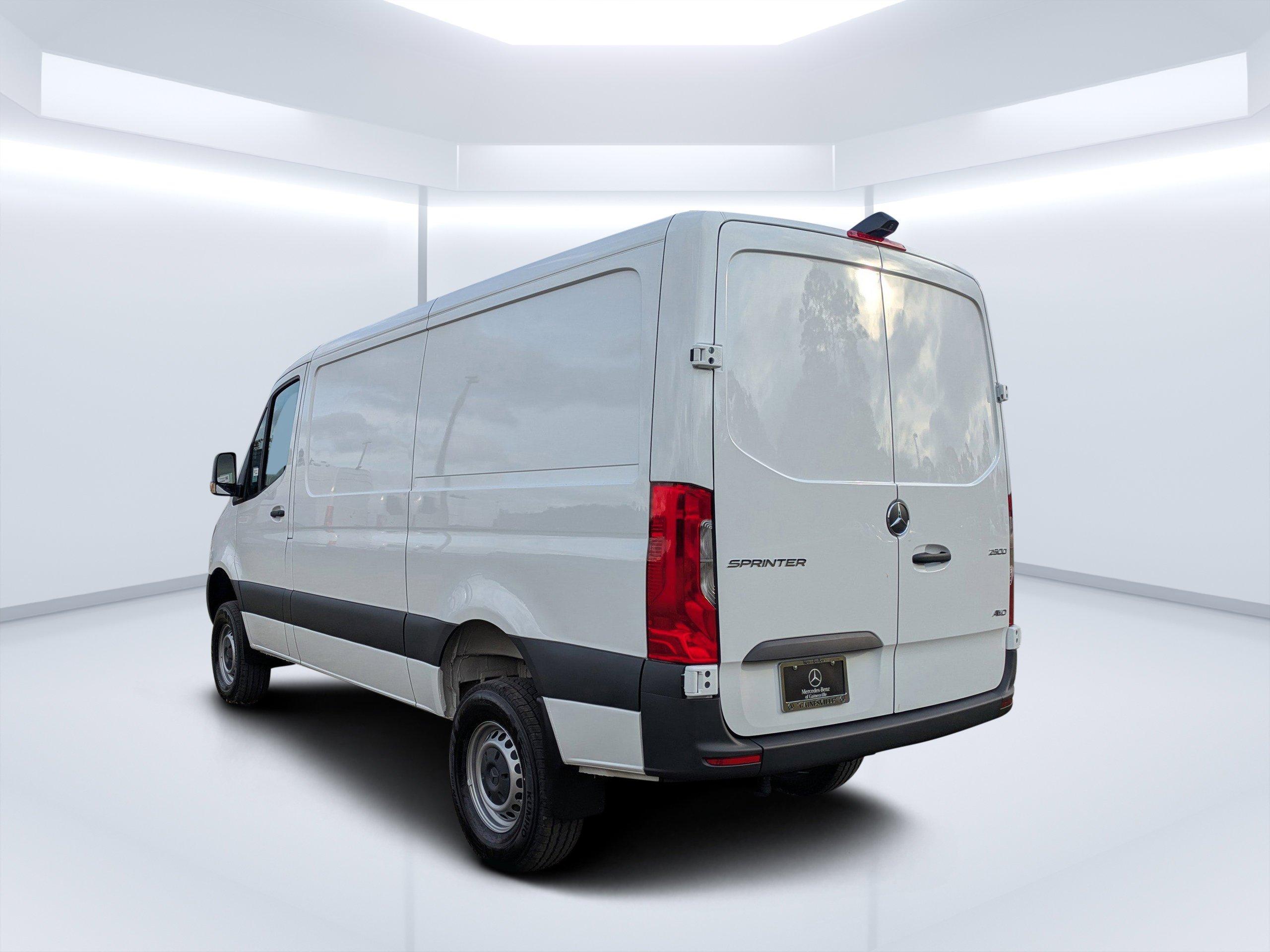 Mercedes-Benz Sprinter Cargo Van Van 144 Wb Awd - Thumbnail 7