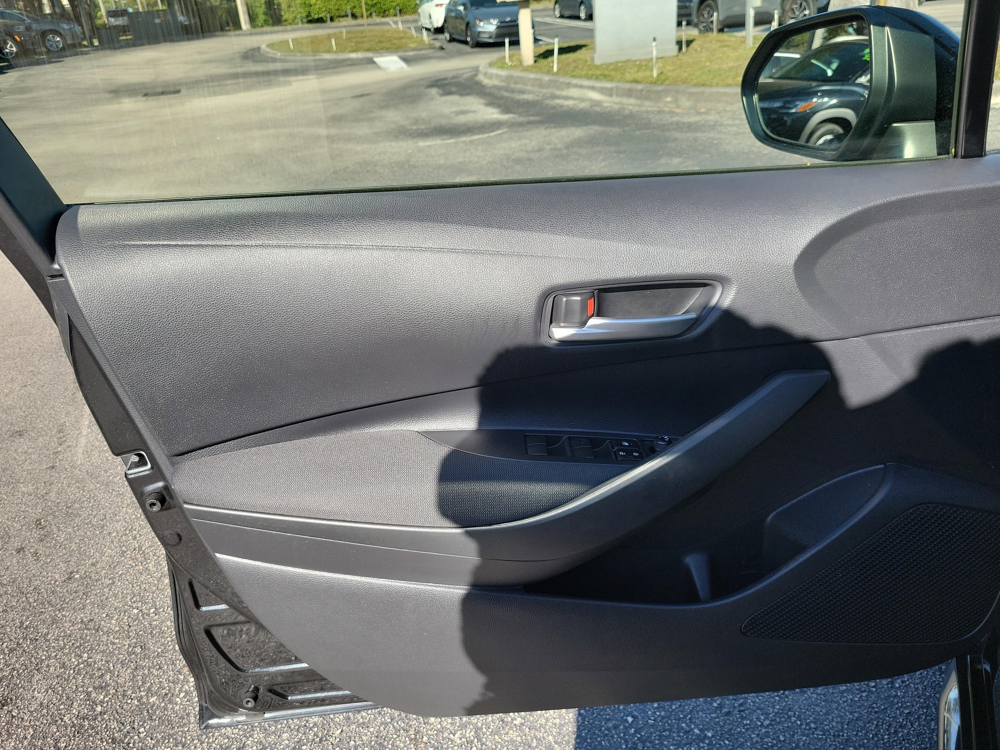 Toyota Corolla Le Fwd - Thumbnail 13