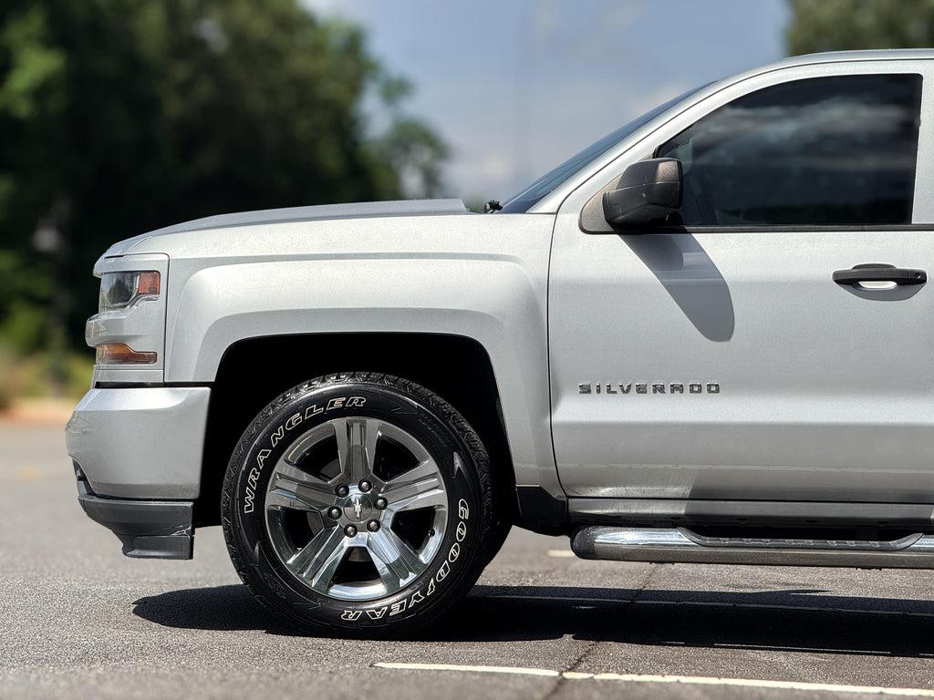 Chevrolet Silverado 1500 V8 - Thumbnail 7