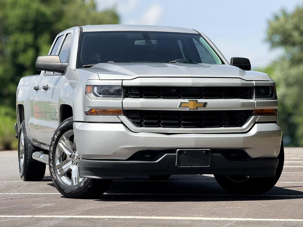 Chevrolet Silverado 1500 V8 - Thumbnail 3