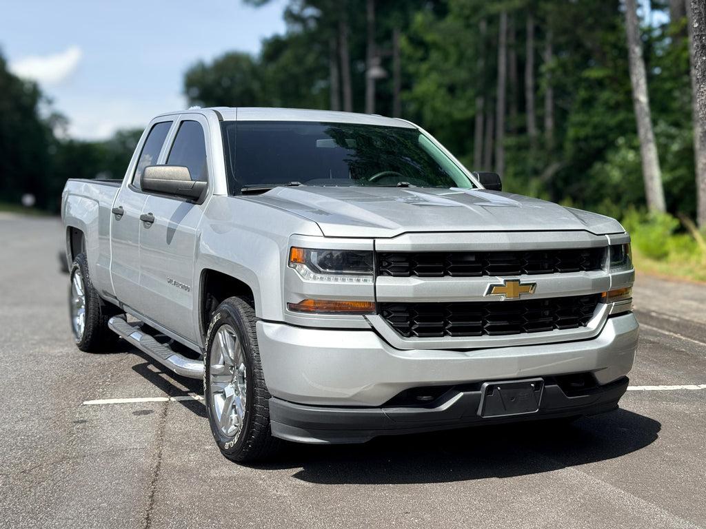 Chevrolet Silverado 1500 V8 - Thumbnail 16