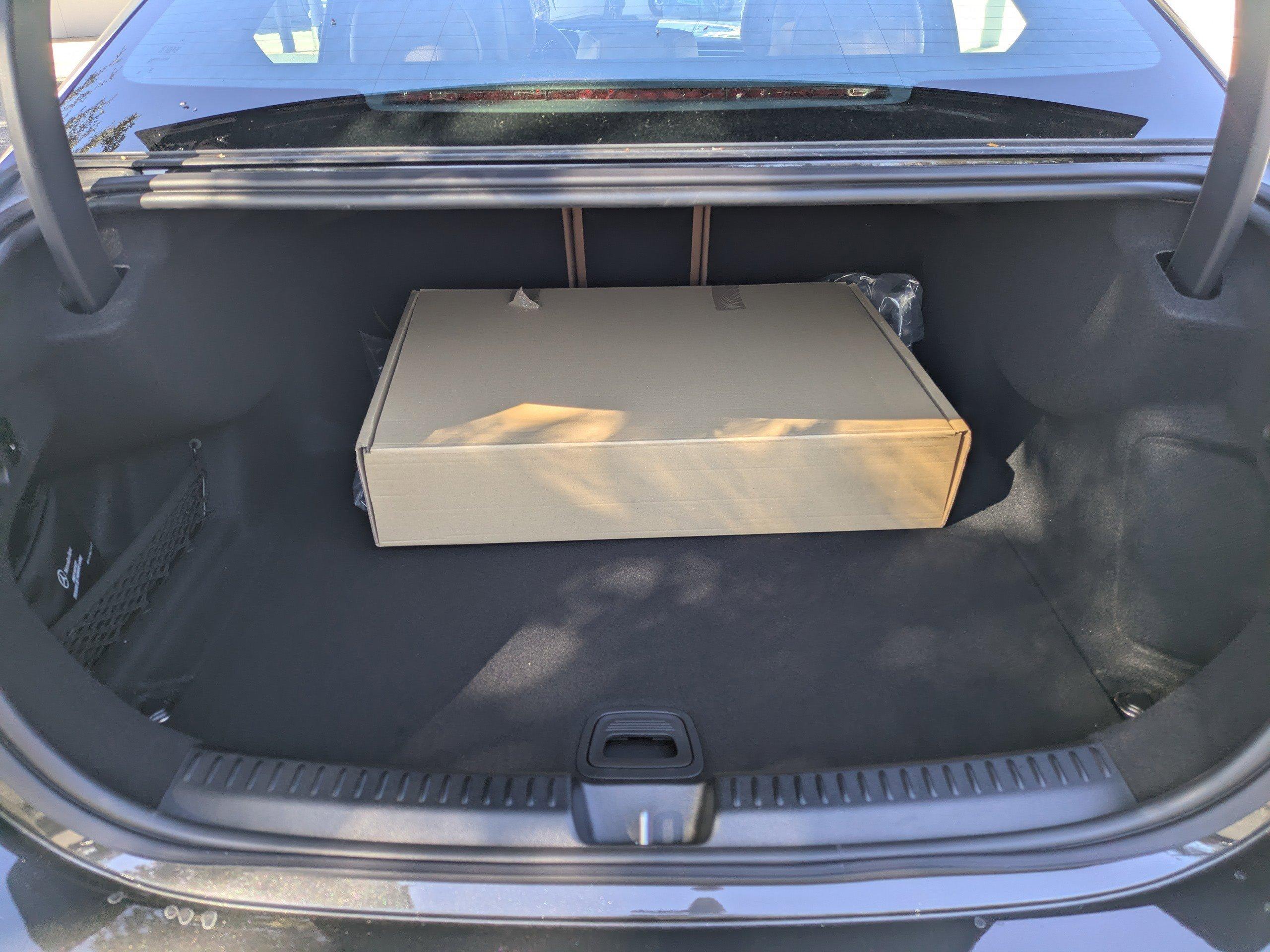 Mercedes-Benz Sedan E 350 With Navigation - Thumbnail 13