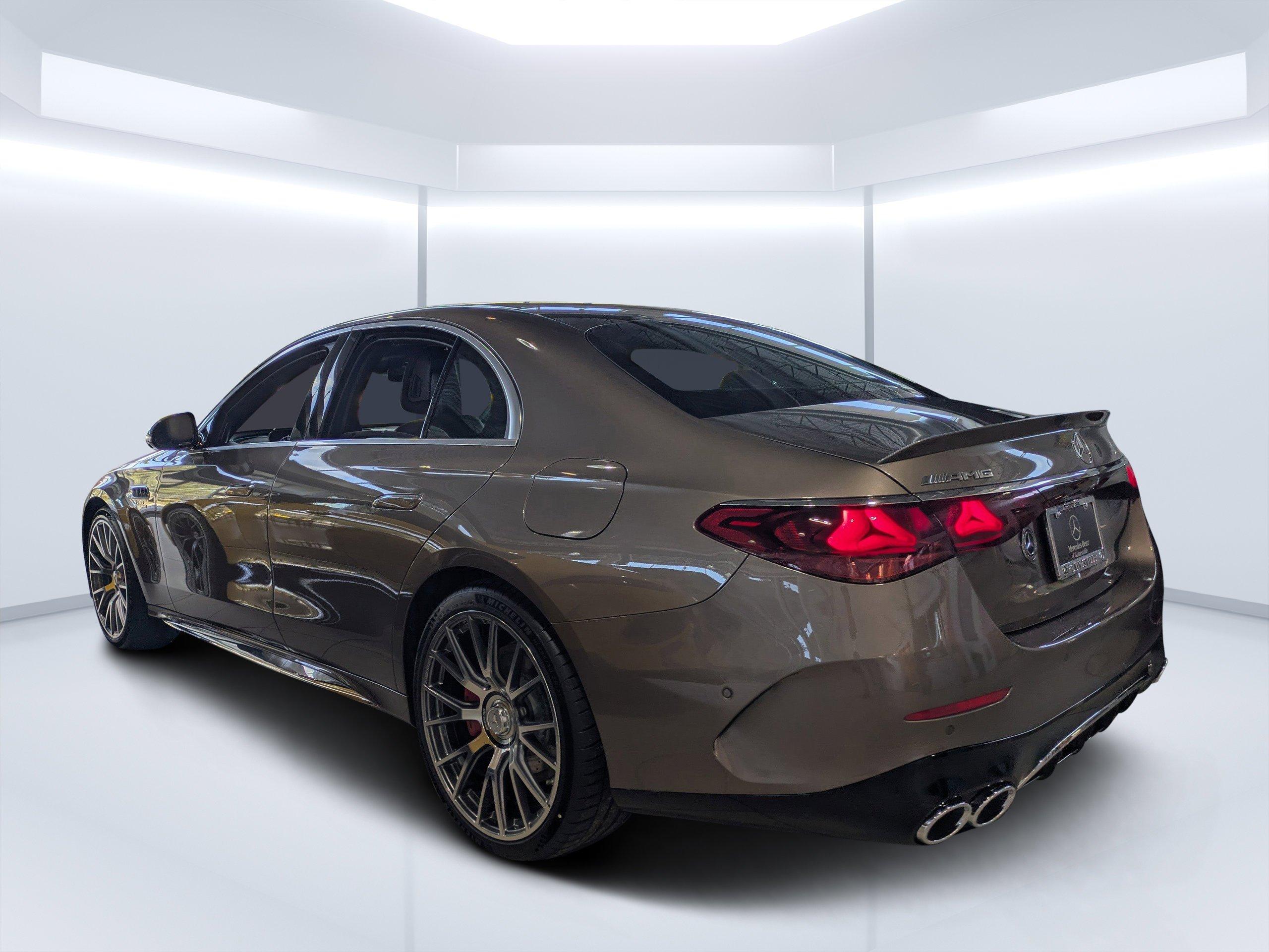 Mercedes-Benz Sedan Amg® E 53 E 4Matic®+ With Navigation & Awd - Thumbnail 9