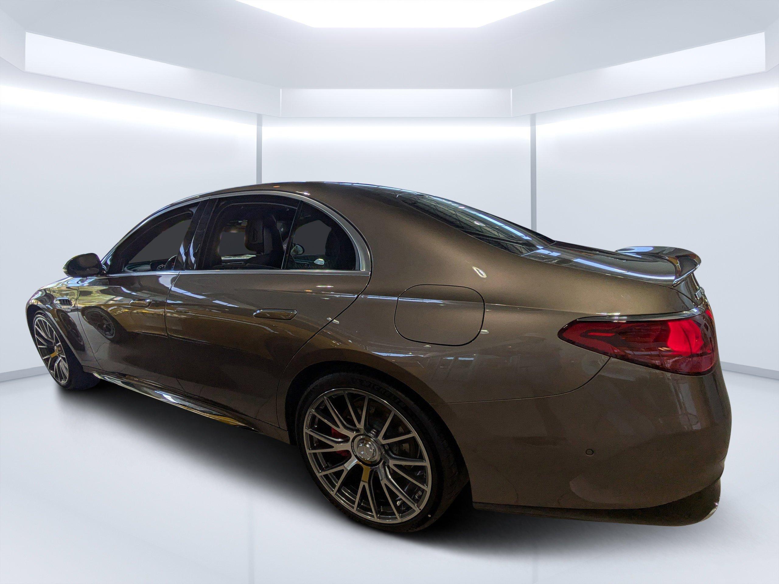 Mercedes-Benz Sedan Amg® E 53 E 4Matic®+ With Navigation & Awd - Thumbnail 10