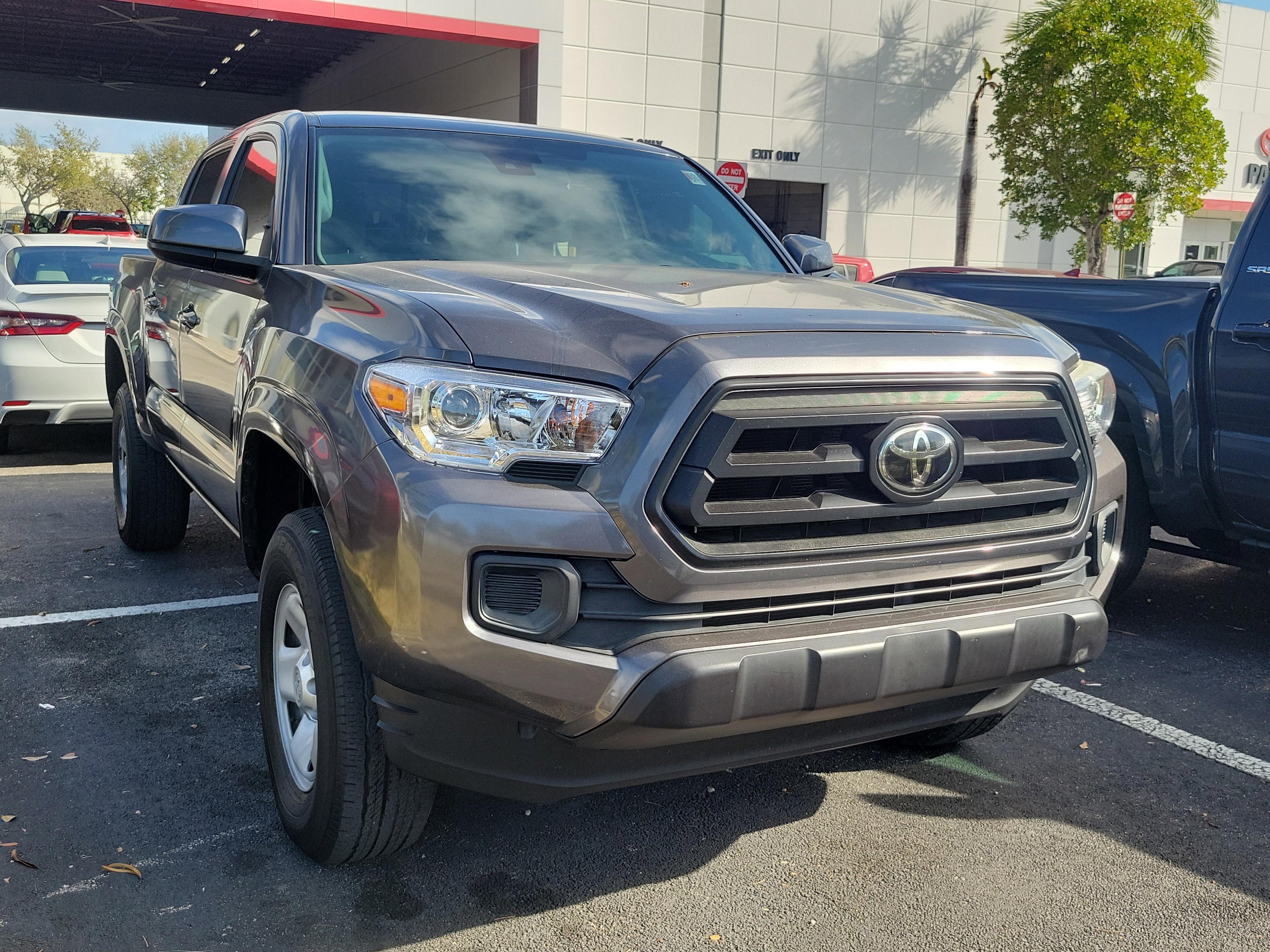 Toyota Tacoma 2Wd Sr Rwd Crew Cab - Thumbnail 4