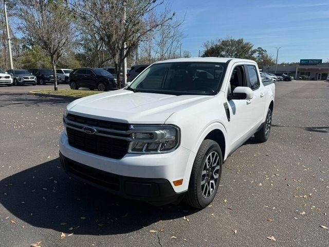 Ford Maverick LARIAT FWD SuperCrew - View 1