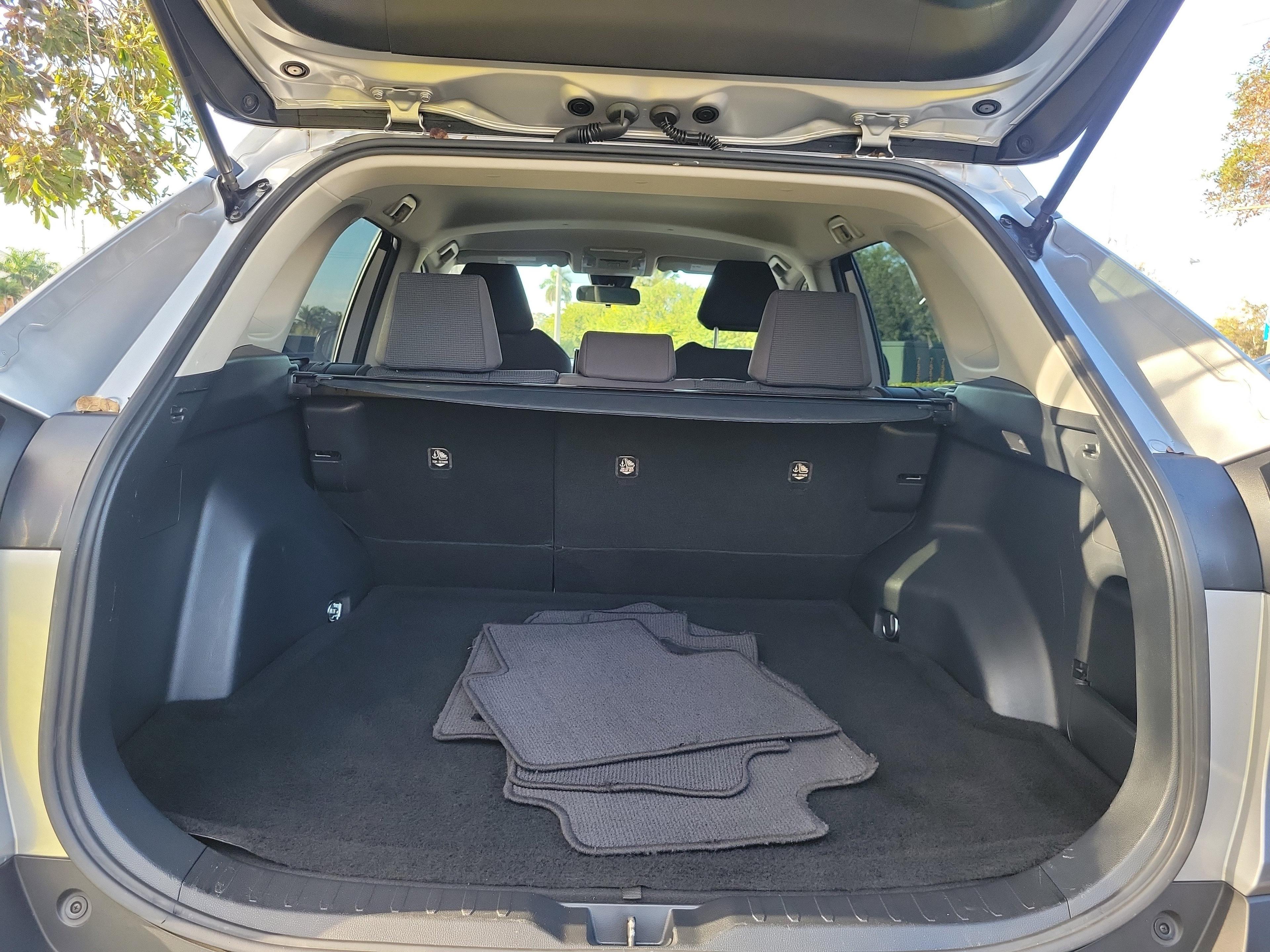 Toyota Rav4 Le Fwd - Thumbnail 6