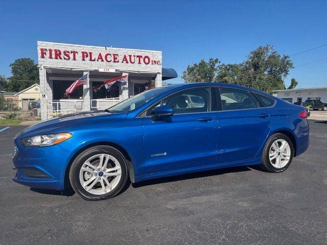 Ford Fusion Hybrid S FWD - View 1