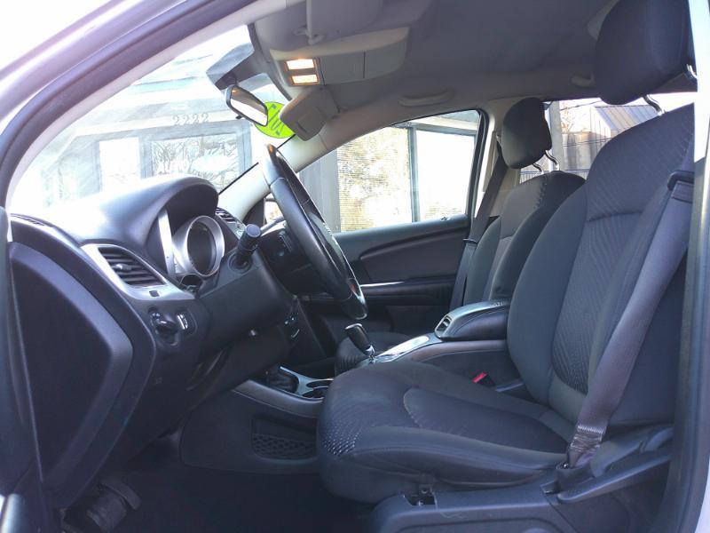 Dodge Journeyse - Thumbnail 12