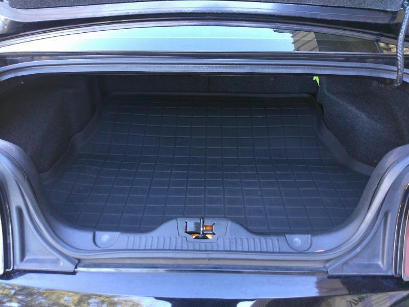 Ford Mustangv6 Coupe - Thumbnail 9