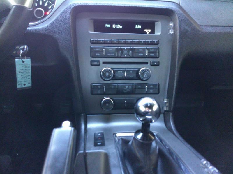 Ford Mustangv6 Coupe - Thumbnail 15