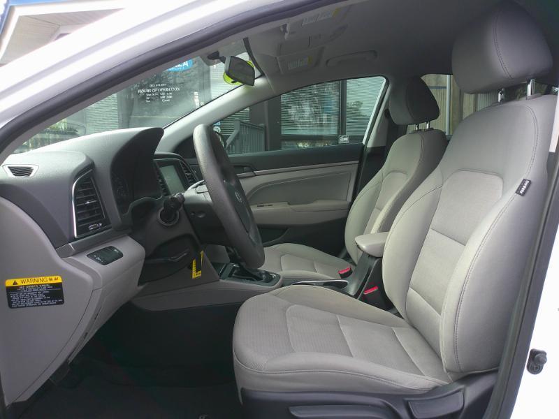 Hyundai Elantrase 4D Sedan - Thumbnail 12