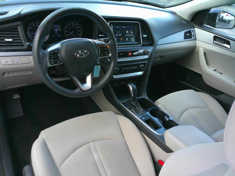 Hyundai Sonatase - Thumbnail 11