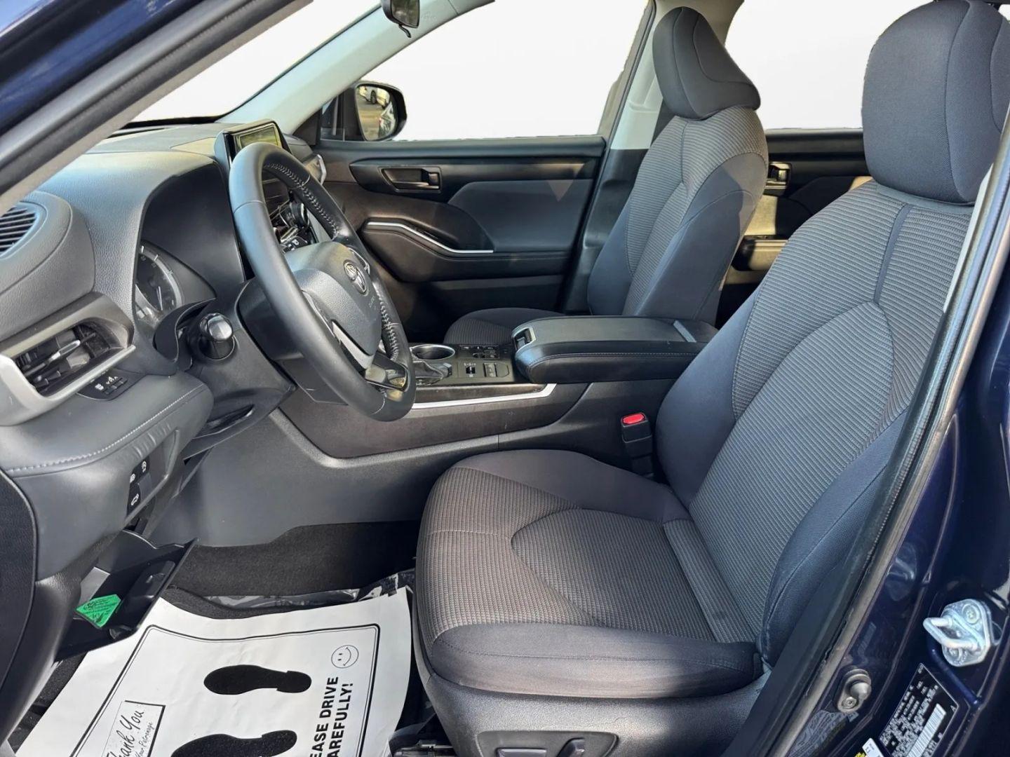 Toyota Highlander Le Sport Utility 4D - Thumbnail 15