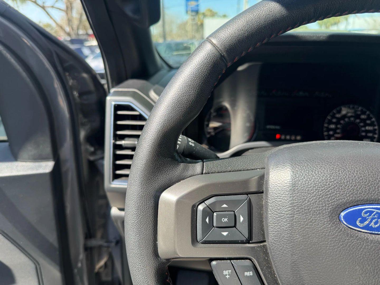 Ford F150 Supercrew Cab Xlt Pickup 4D 5 1/2 Ft - Thumbnail 20