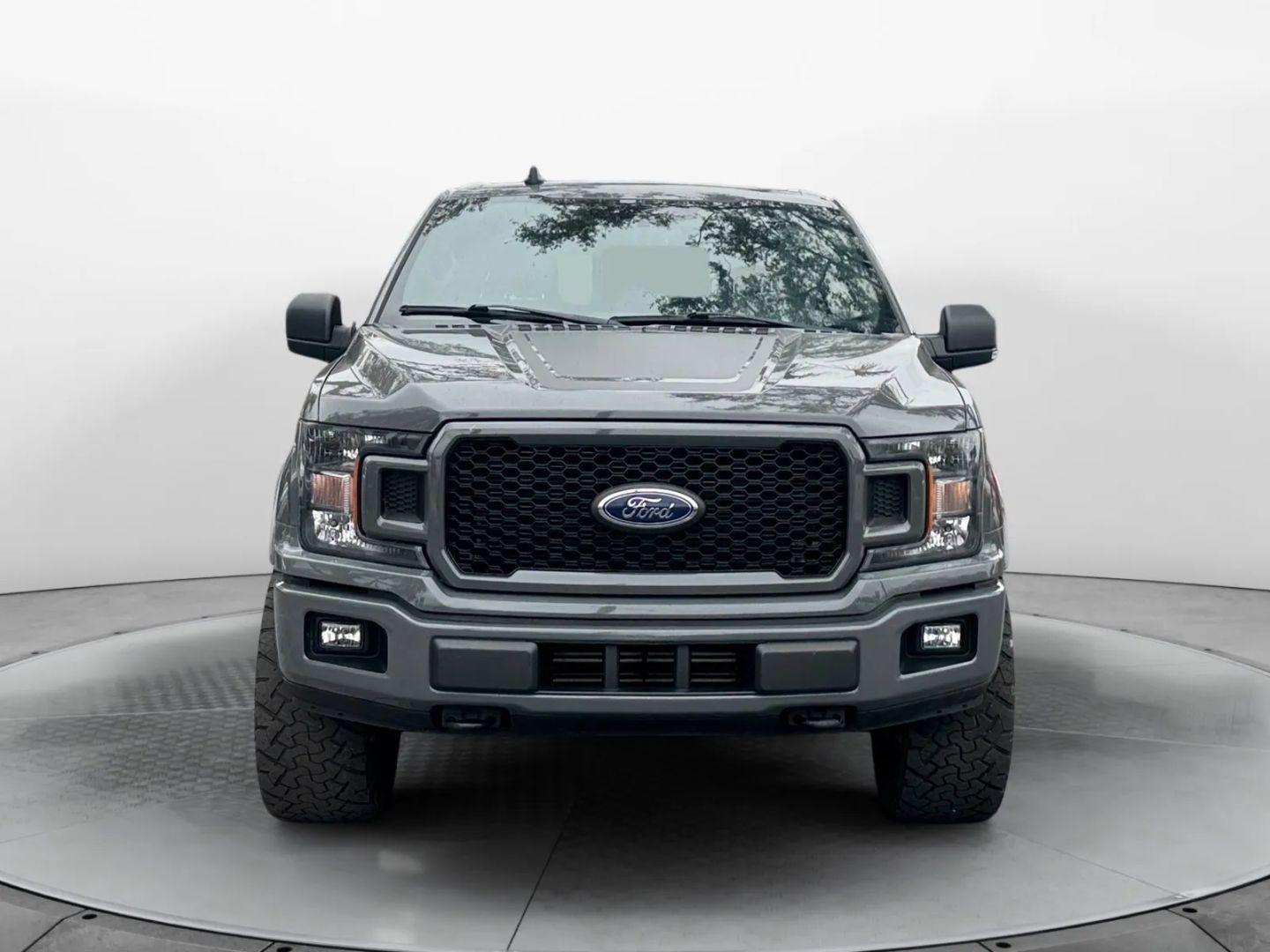 Ford F150 Supercrew Cab Xlt Pickup 4D 5 1/2 Ft - Thumbnail 4