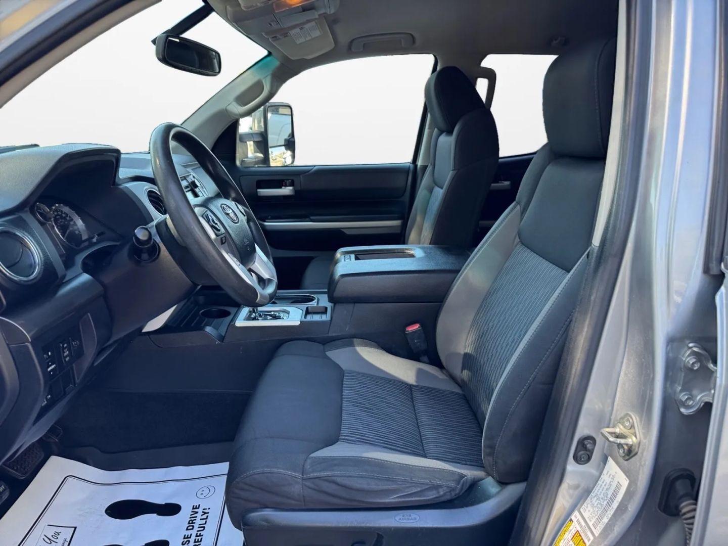 Toyota Tundra Double Cab Sr5 Pickup 4D 6 1/2 Ft - Thumbnail 14