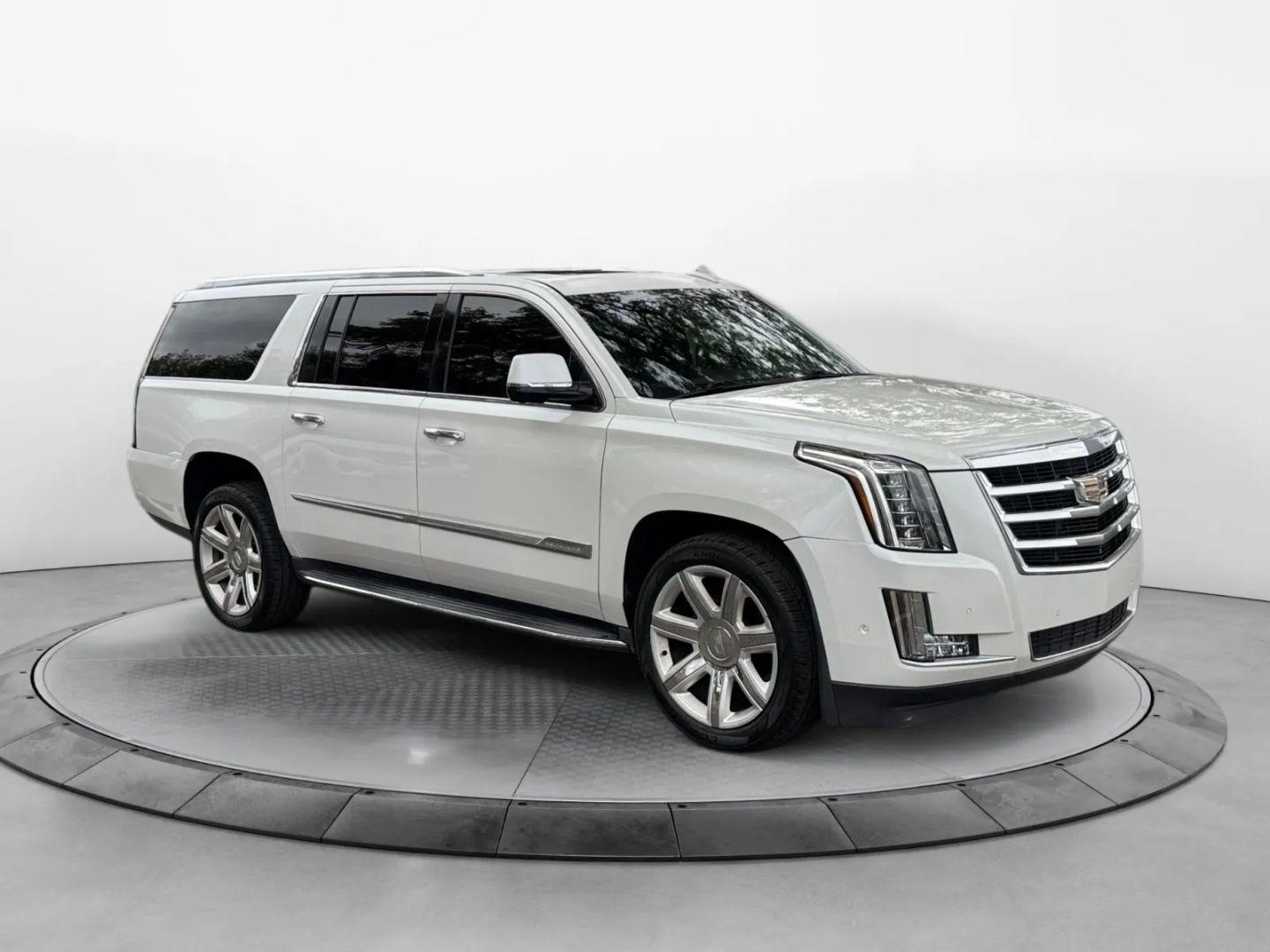 Cadillac Escalade Esv Luxury Sport Utility 4D - Thumbnail 3