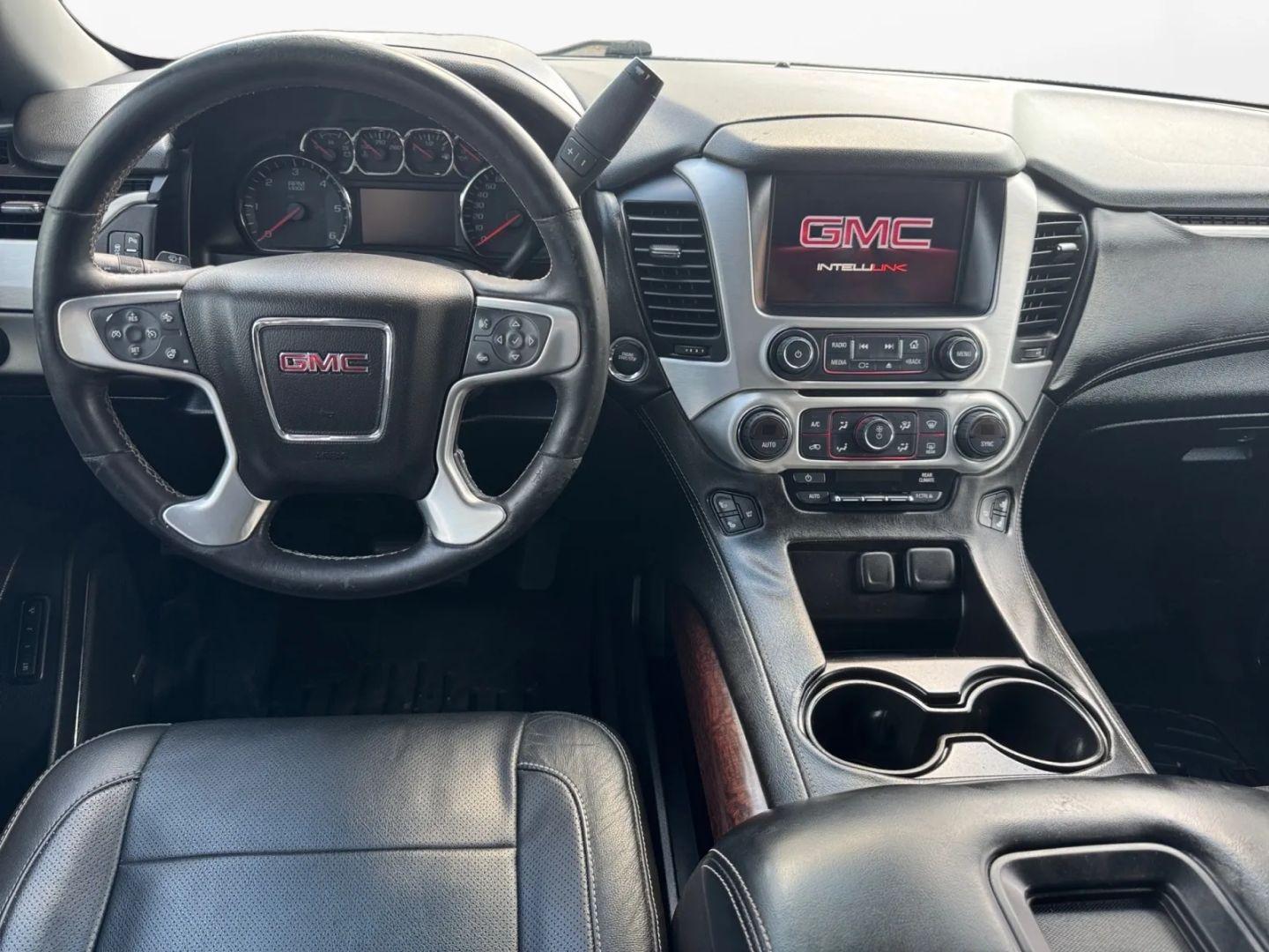 GMC Yukon Slt Sport Utility 4D - Thumbnail 17