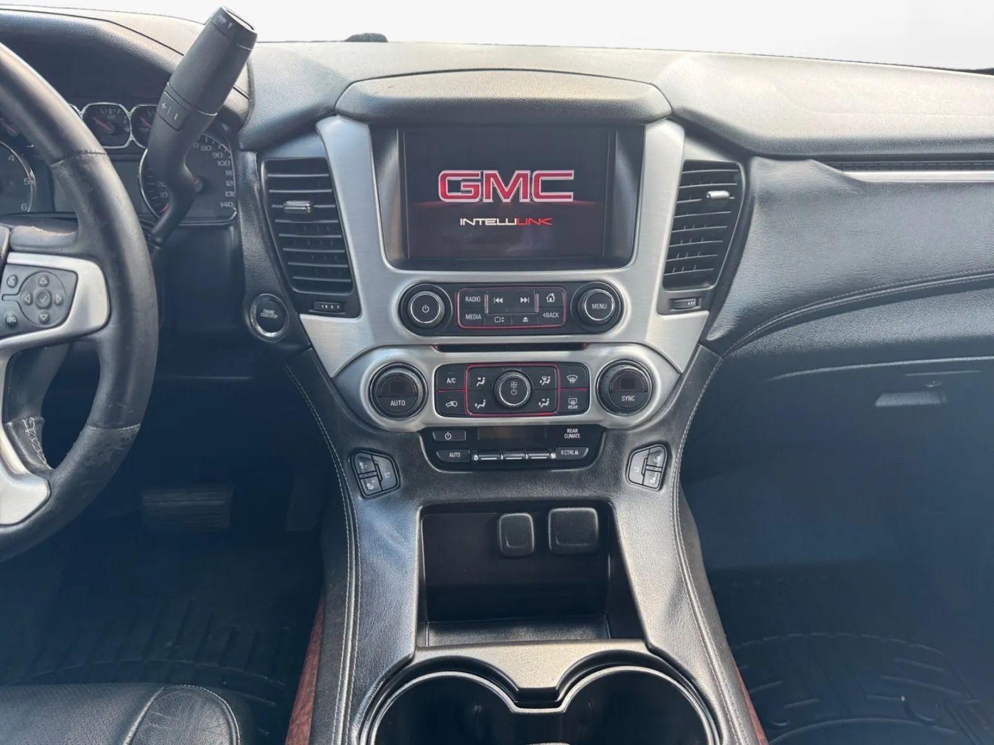 GMC Yukon Slt Sport Utility 4D - Thumbnail 19