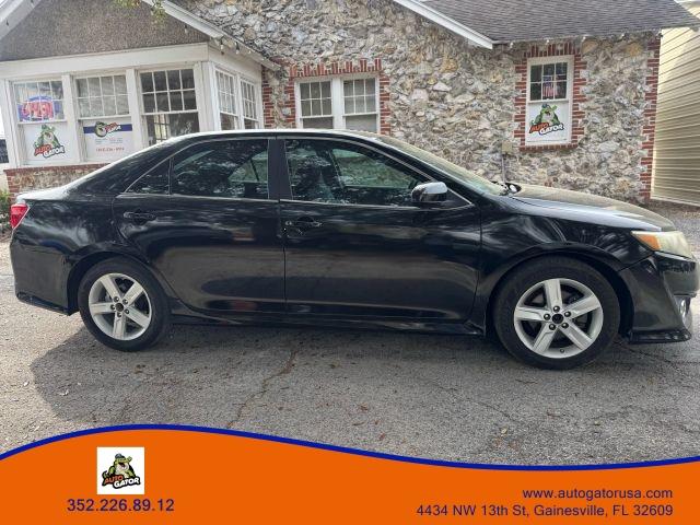 Toyota CAMRY - Thumbnail 2