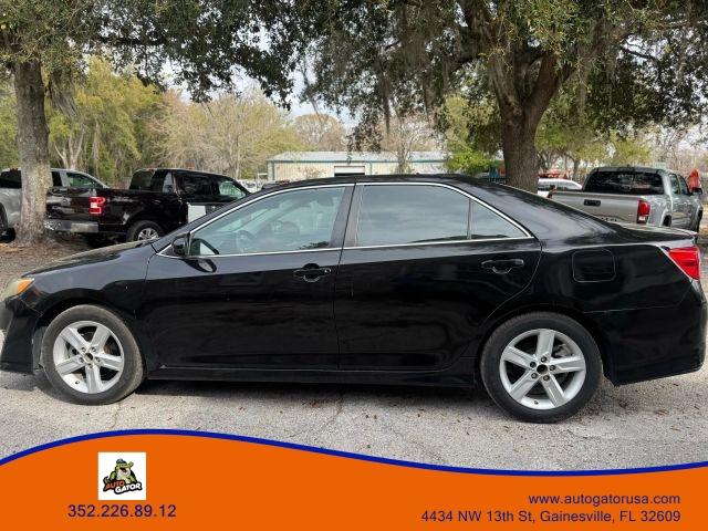 Toyota CAMRY - Thumbnail 4