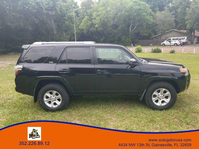 Toyota 4RUNNER - Thumbnail 2